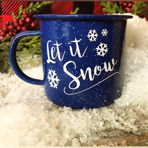 Let it Snow ❄️ Mug - Picture 1 of 2